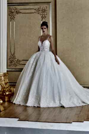 Dantel İşlemeli İp Askılı Prenses Gelinlik