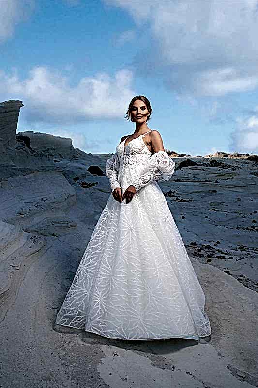 Alternative view of Demonte Kol İp Askılı A Kesim Gelinlik