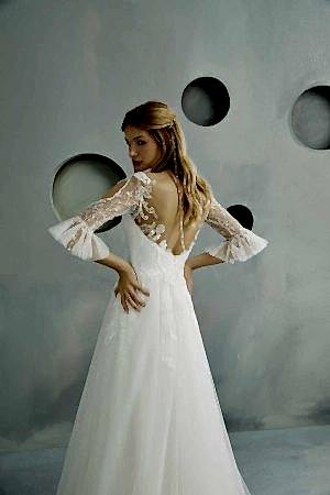 Alternative view of Helen 12